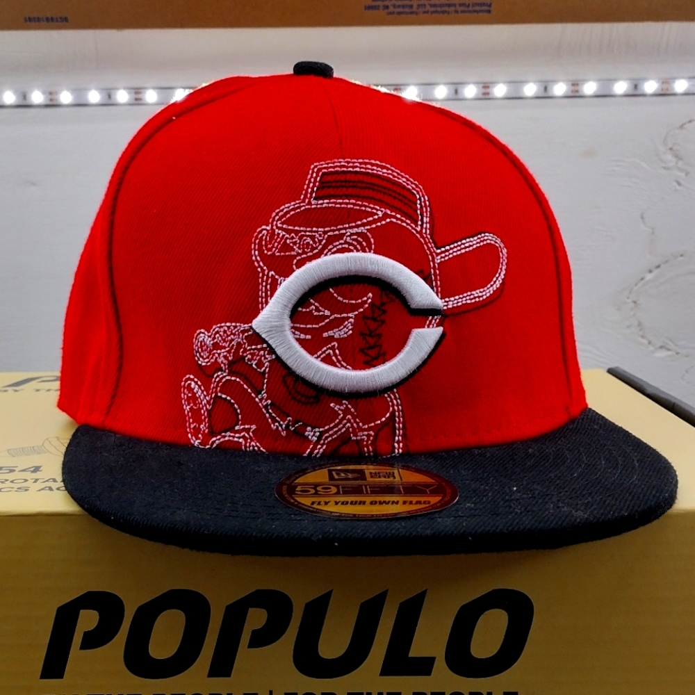 Cincinnati reds fitted hat size 7 5/8 men's